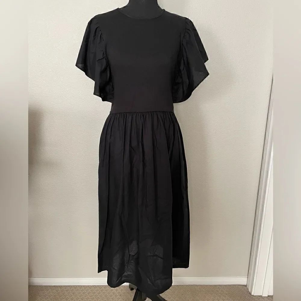 NWT Zara Ruffled Sleeve Dress